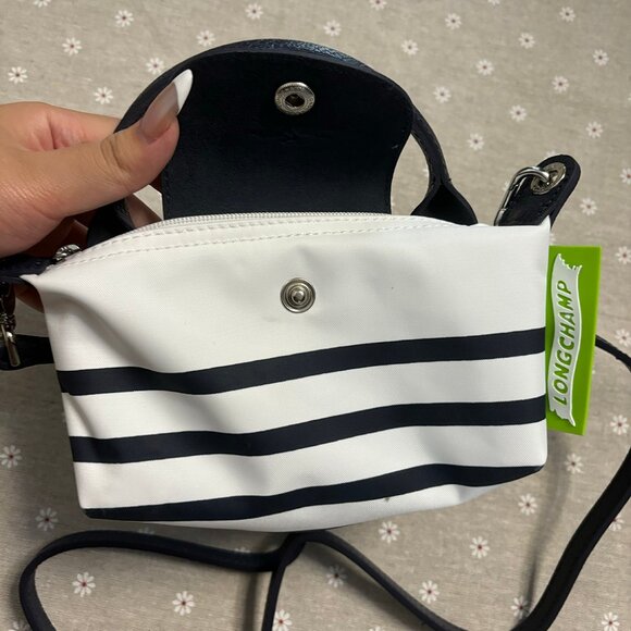 Longchamp Le Pliage Micro Handle Bag - Picture 3 of 5